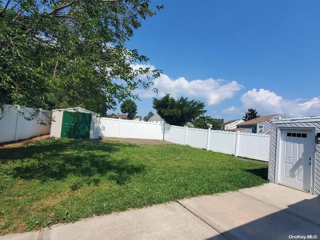 48 Camp Road Massapequa NY 11758