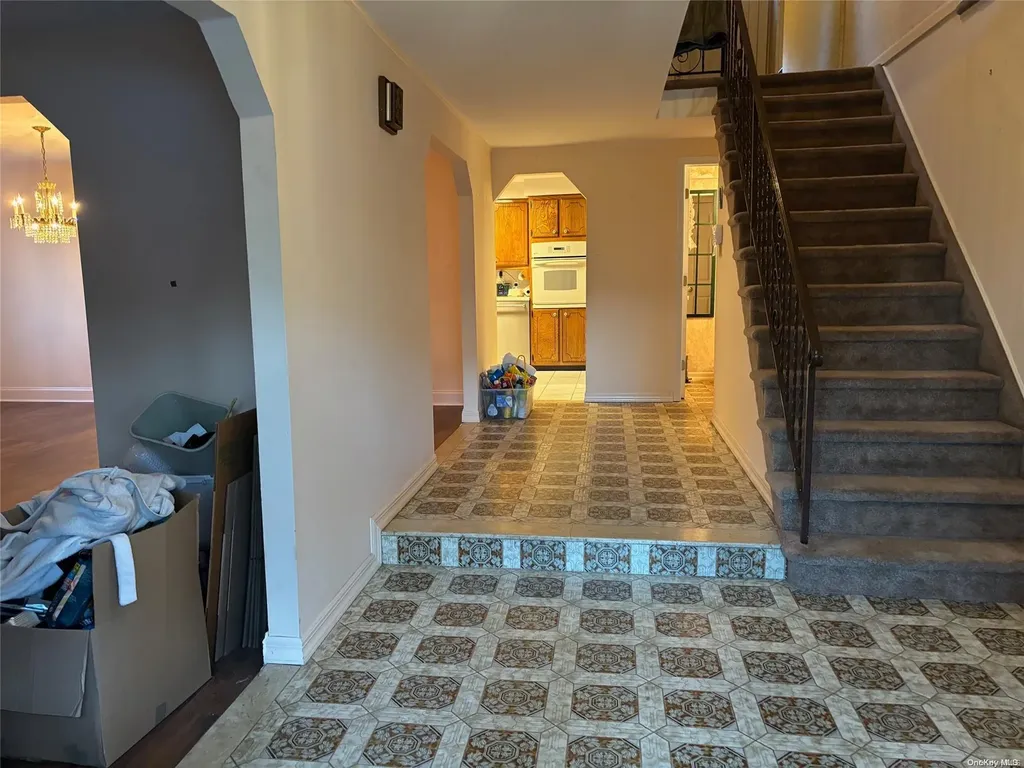 10 Abbot Road Smithtown NY 11787