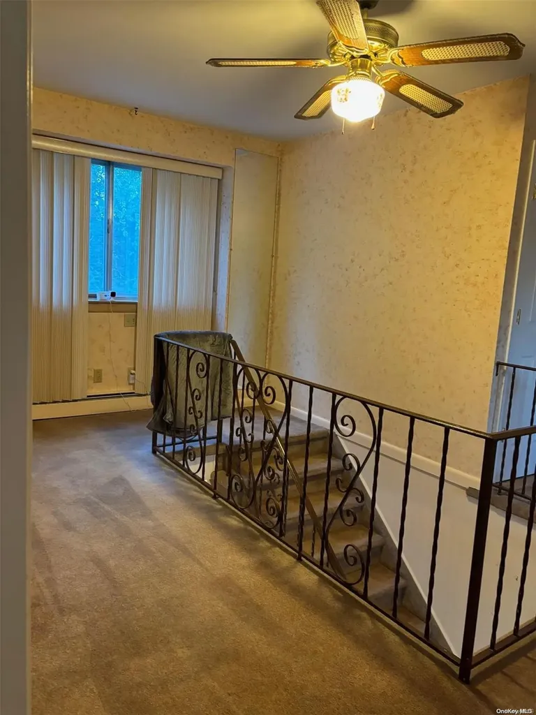 10 Abbot Road Smithtown NY 11787