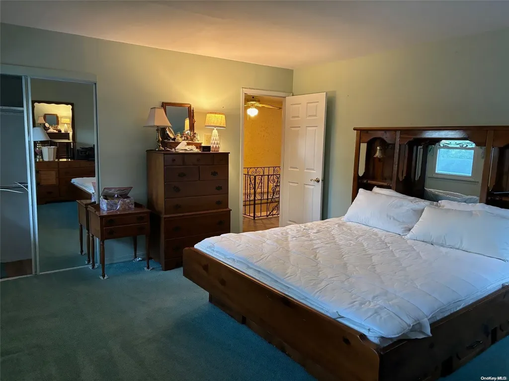 10 Abbot Road Smithtown NY 11787