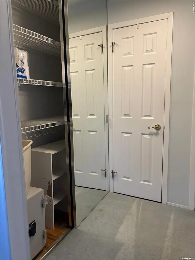10 Abbot Road Smithtown NY 11787