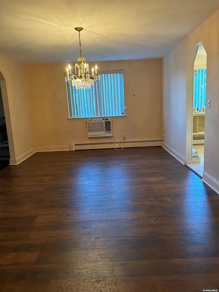 10 Abbot Road Smithtown NY 11787