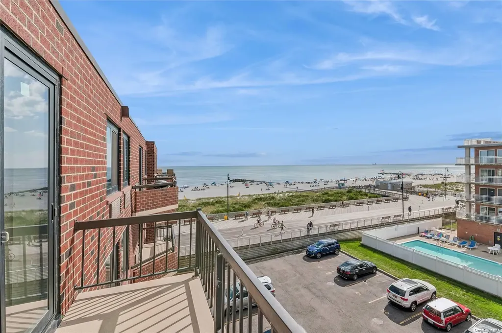 750 W Broadway Long Beach NY 11561