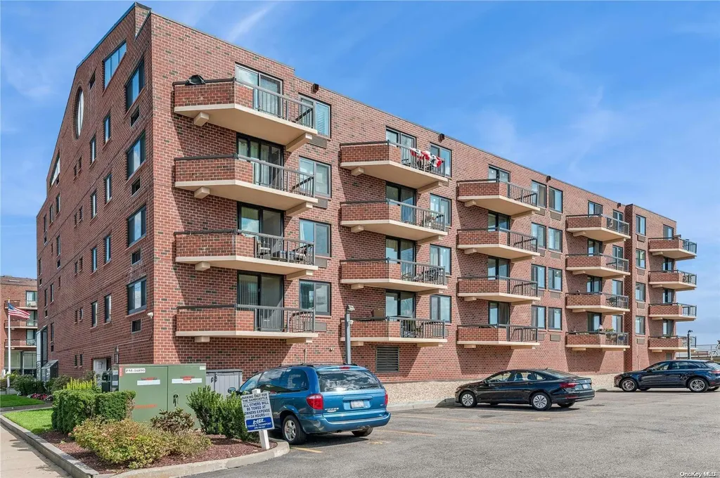 750 W Broadway Long Beach NY 11561