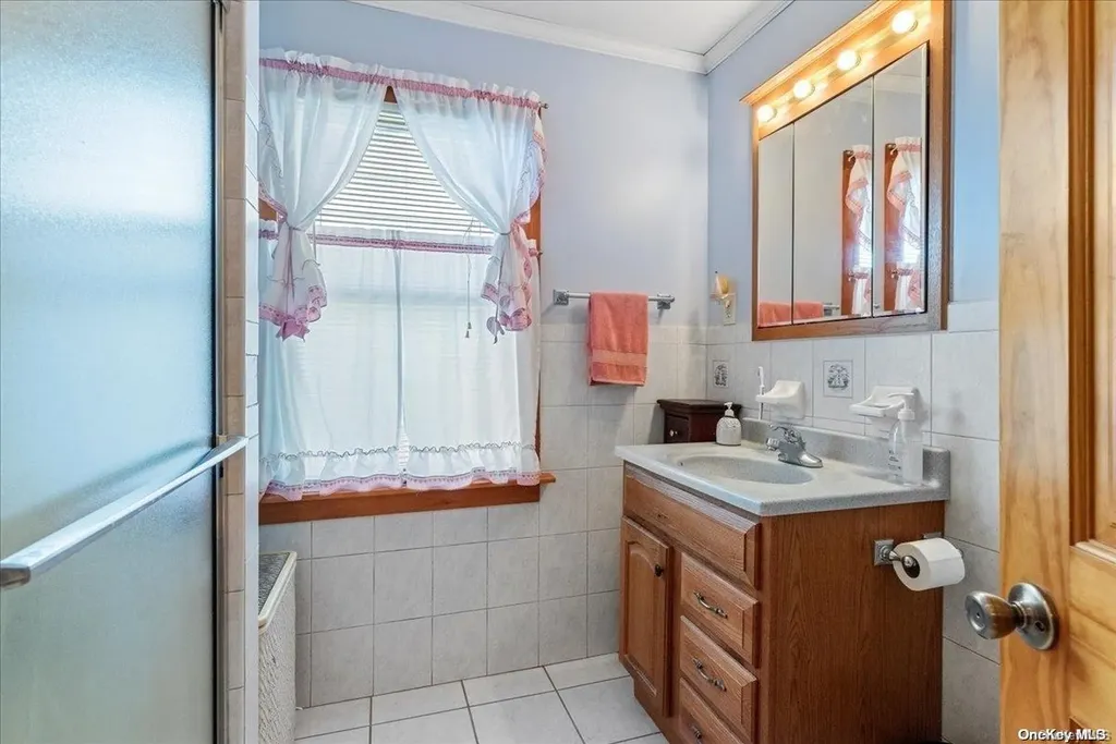 660 Guy Lombardo Avenue Freeport NY 11520