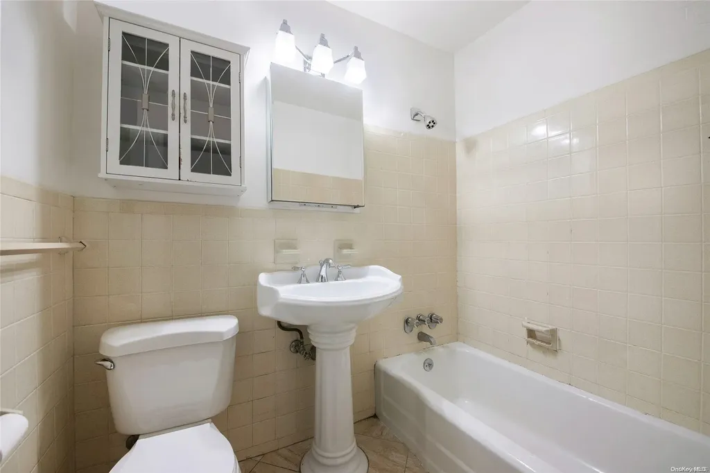 2930 W 5th Street Brooklyn NY 11224