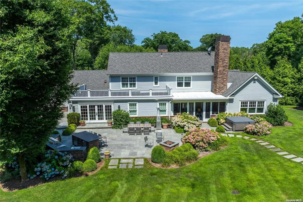 6 Rolling Hill Road Old Westbury NY 11568