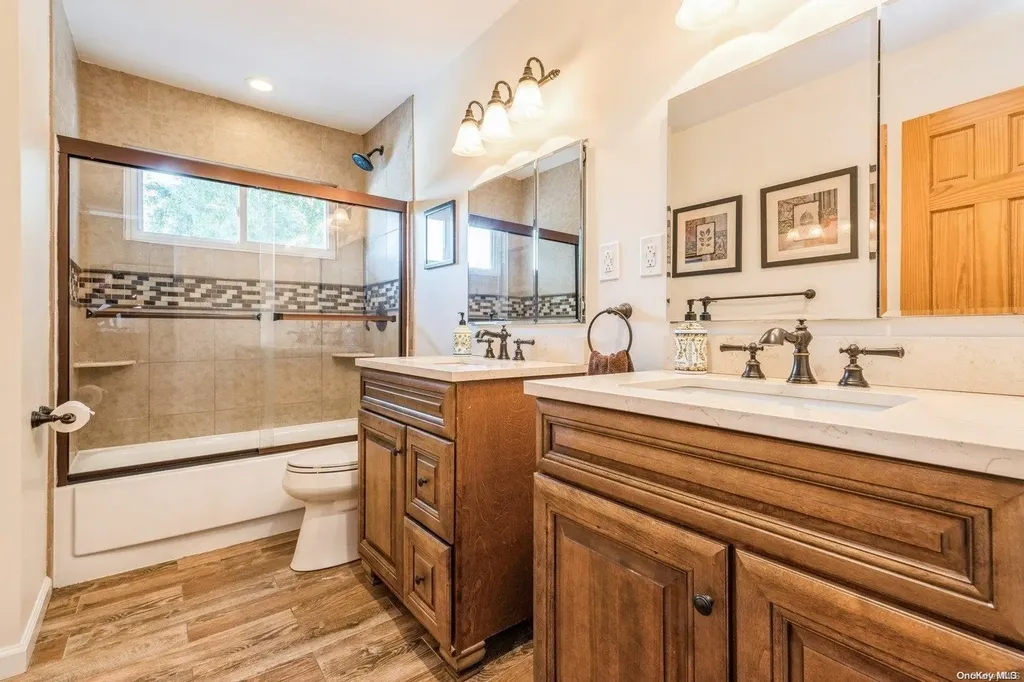 91 Harvest Lane Commack NY 11725