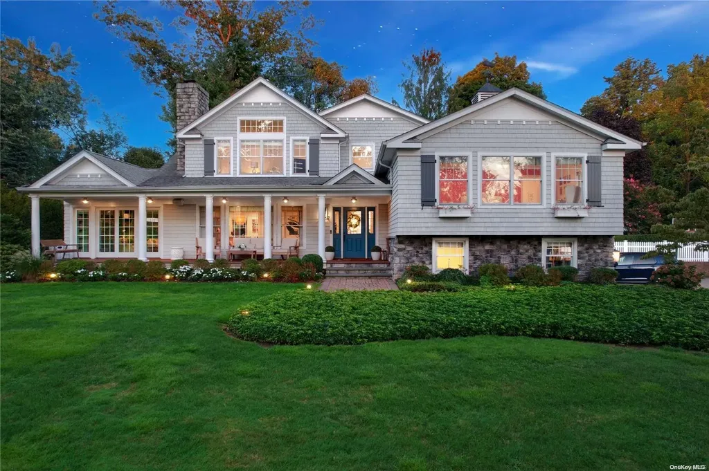 7 Gulls Cove Manhasset NY 11030