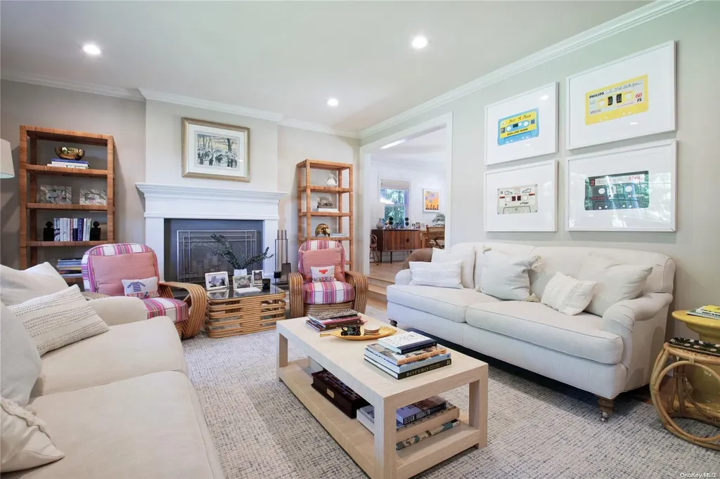 7 Gulls Cove Manhasset NY 11030
