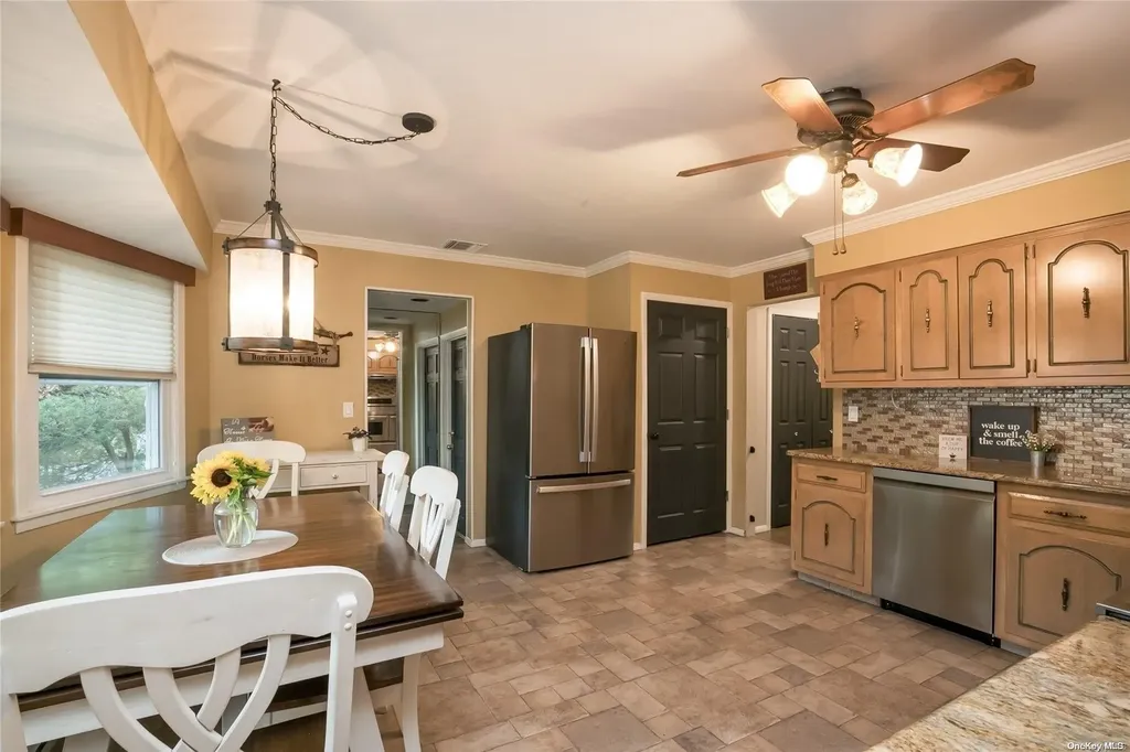 178 Old Willets Path Smithtown NY 11787