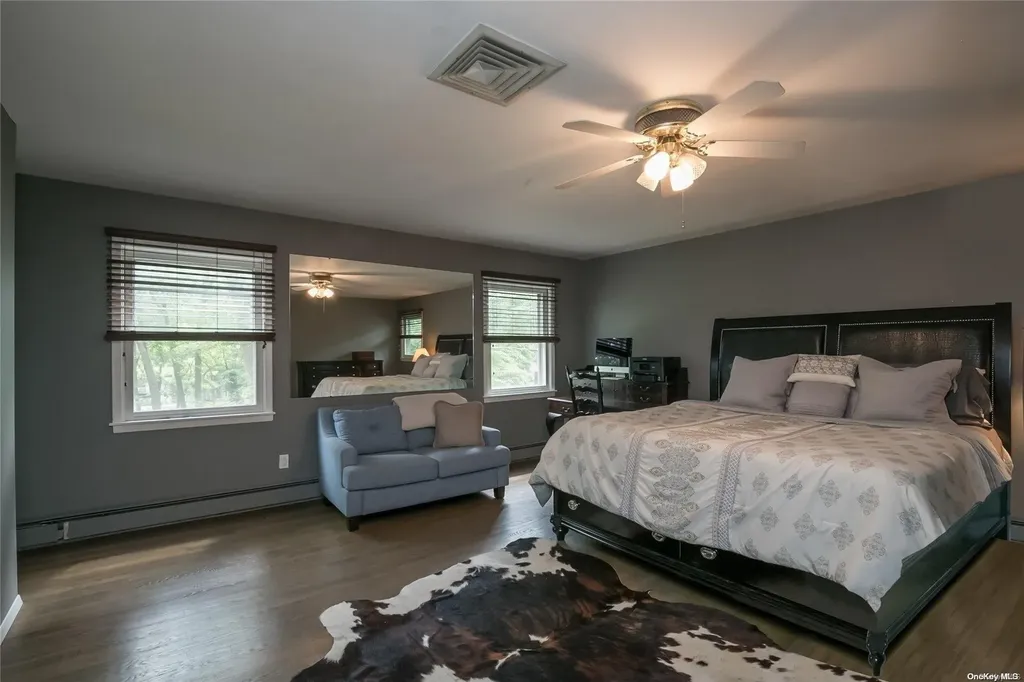 178 Old Willets Path Smithtown NY 11787