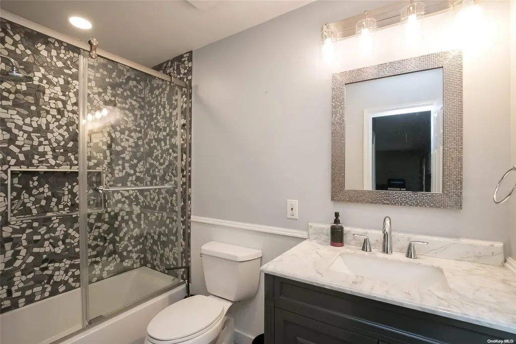 178 Old Willets Path Smithtown NY 11787