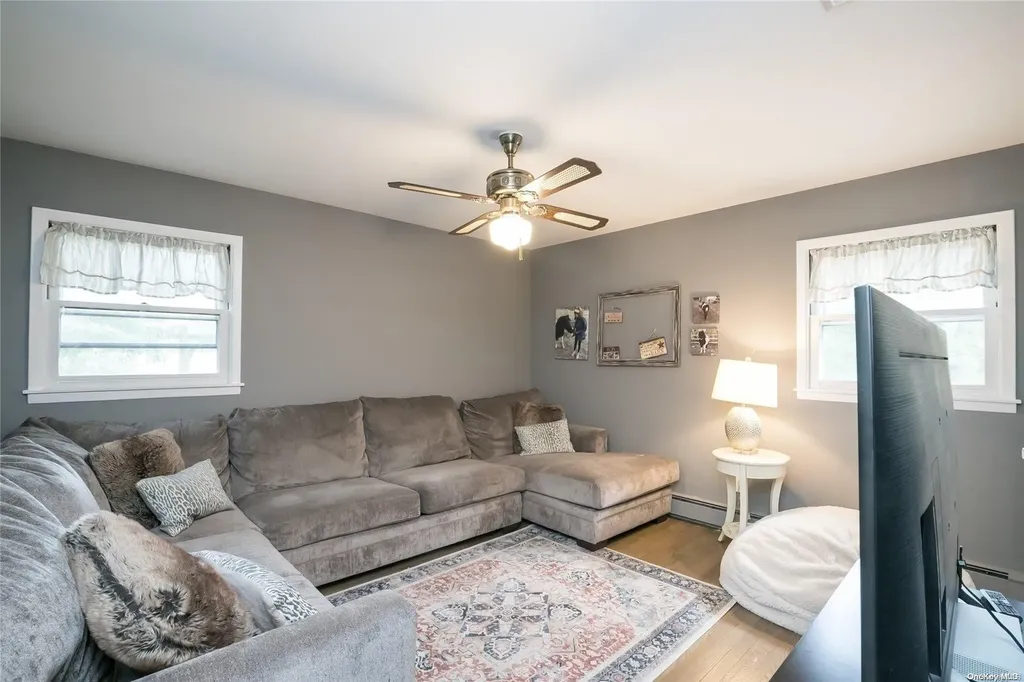 178 Old Willets Path Smithtown NY 11787