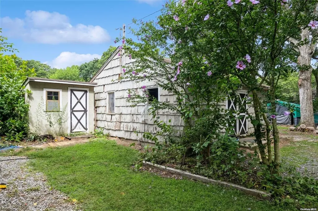178 Old Willets Path Smithtown NY 11787