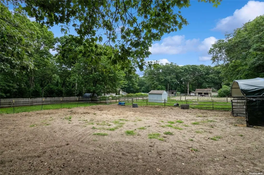 178 Old Willets Path Smithtown NY 11787