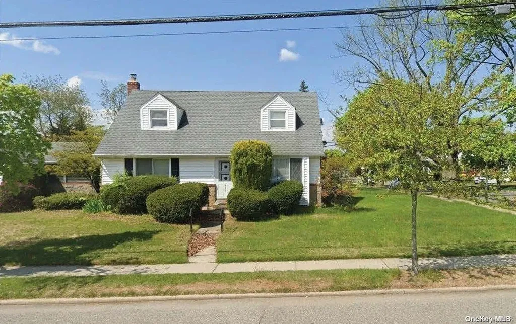449 Herricks Road New Hyde Park NY 11040