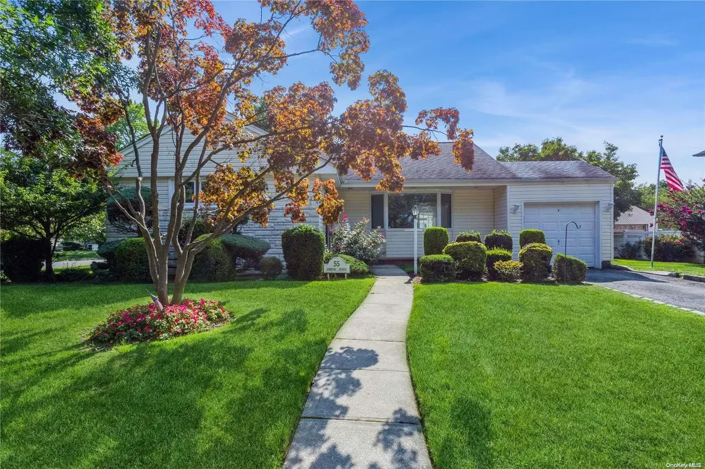 55 Ambrose Avenue Malverne NY 11565