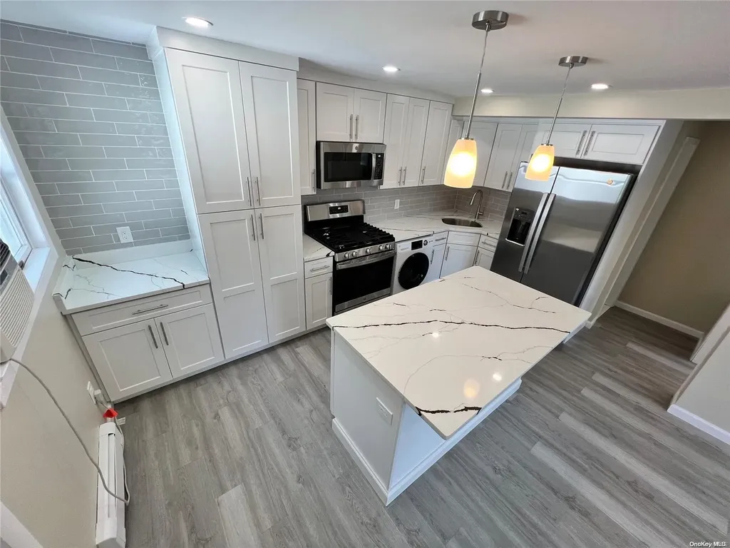 34 Wiltshire Drive Commack NY 11725