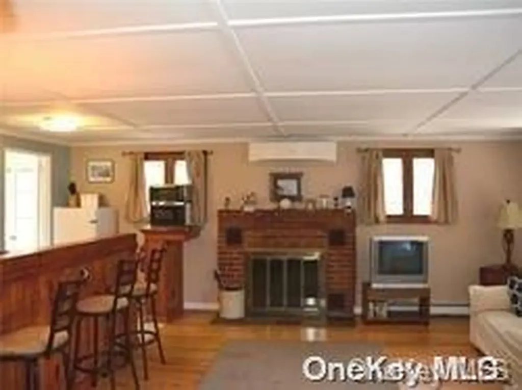 55 Kyle Road Hampton Bays NY 11946