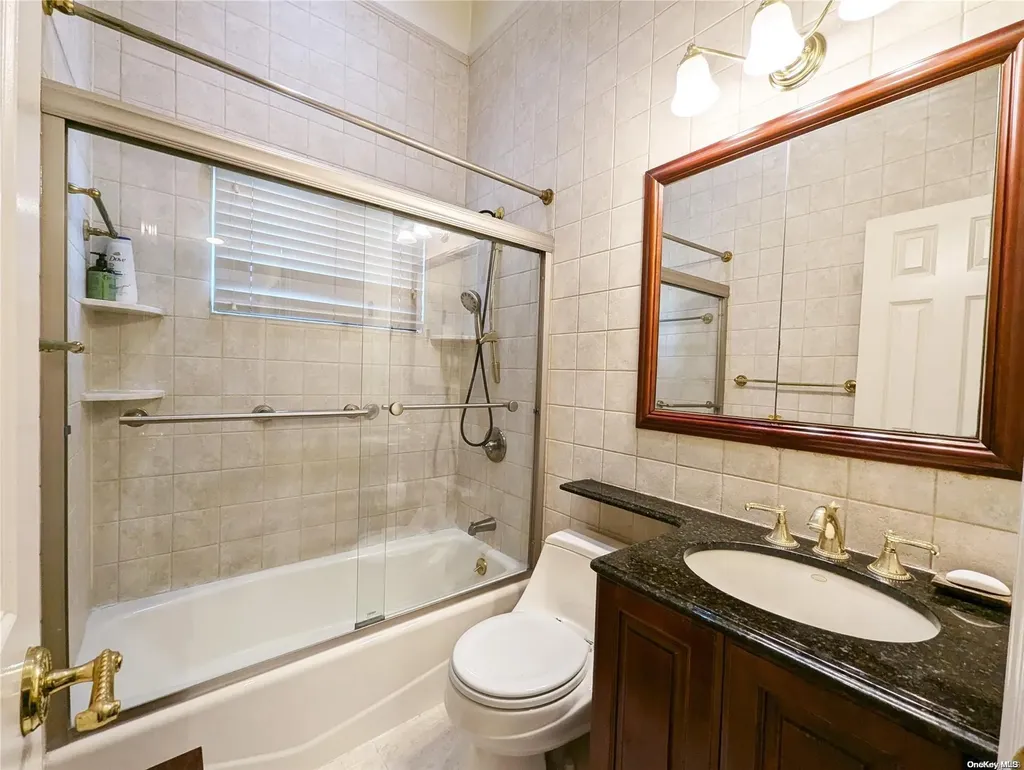 35 Main Parkway Plainview NY 11803