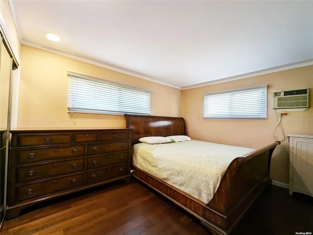 35 Main Parkway Plainview NY 11803