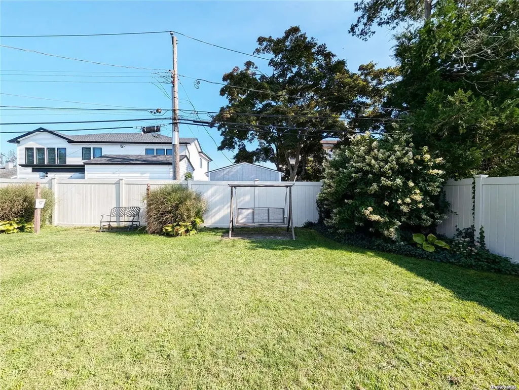 35 Main Parkway Plainview NY 11803