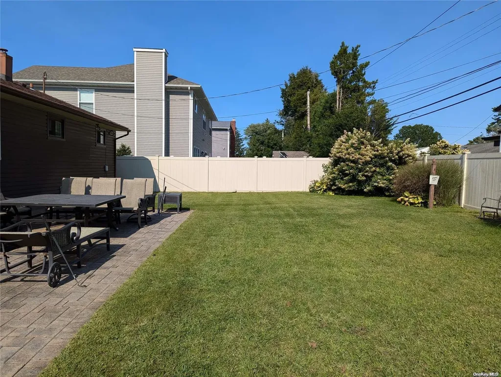 35 Main Parkway Plainview NY 11803