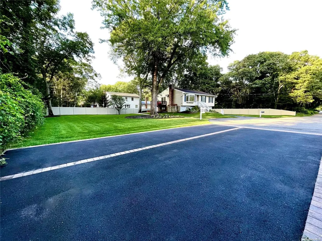 25 Spruce Street Centereach NY 11720