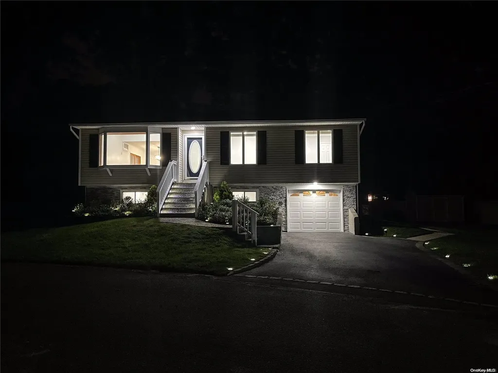 25 Spruce Street Centereach NY 11720