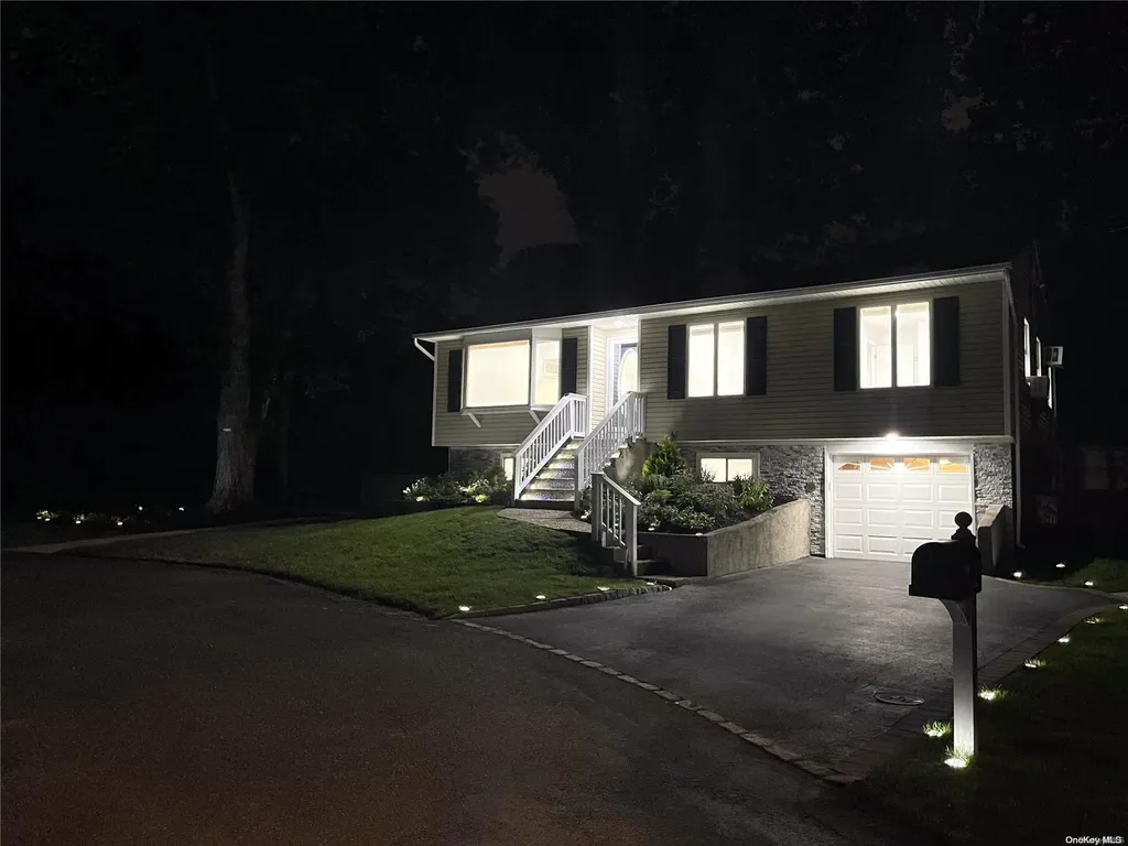 25 Spruce Street Centereach NY 11720