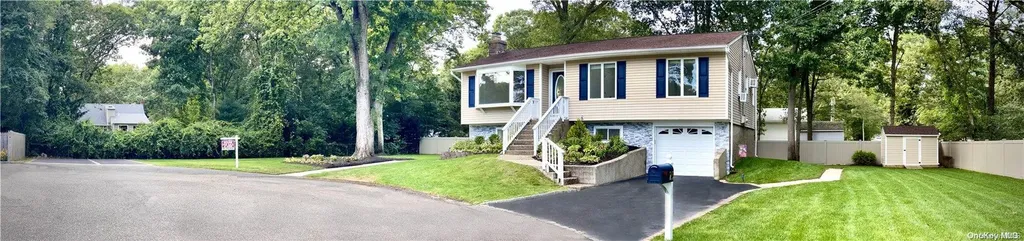 25 Spruce Street Centereach NY 11720