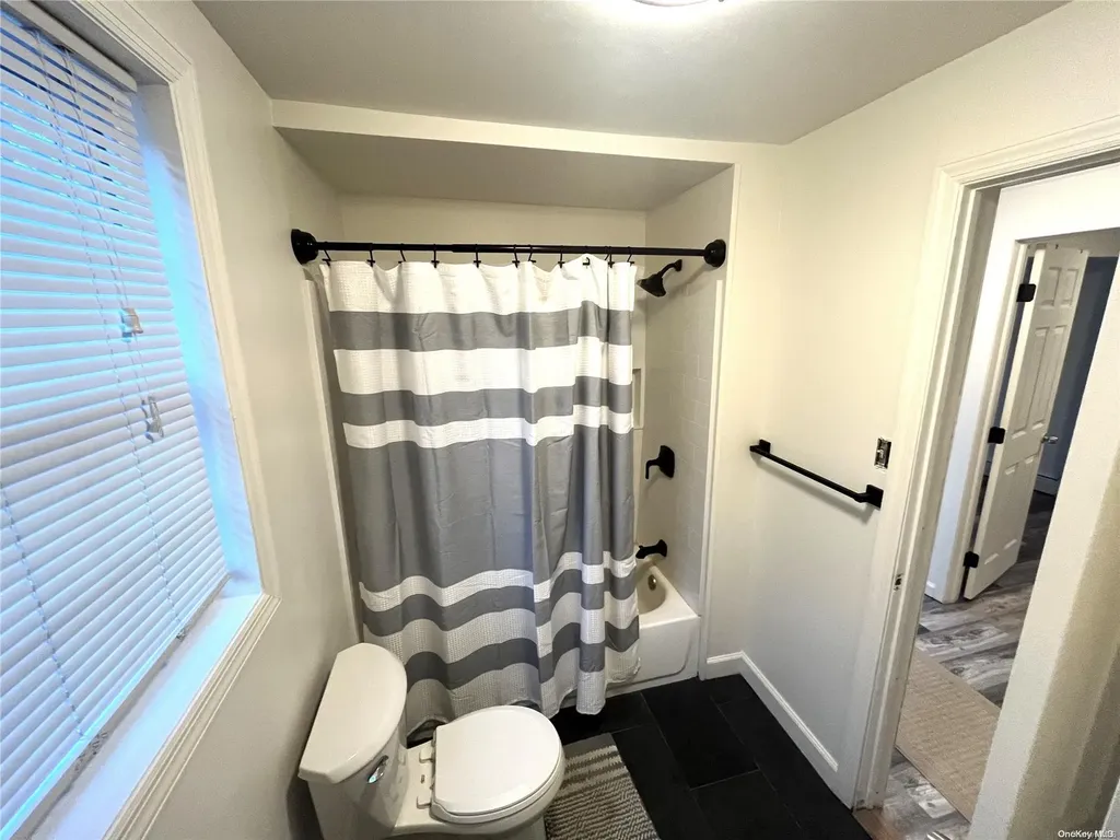 204 Whittier Drive Mastic Beach NY 11951