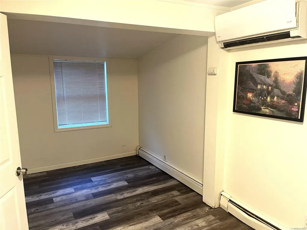 204 Whittier Drive Mastic Beach NY 11951
