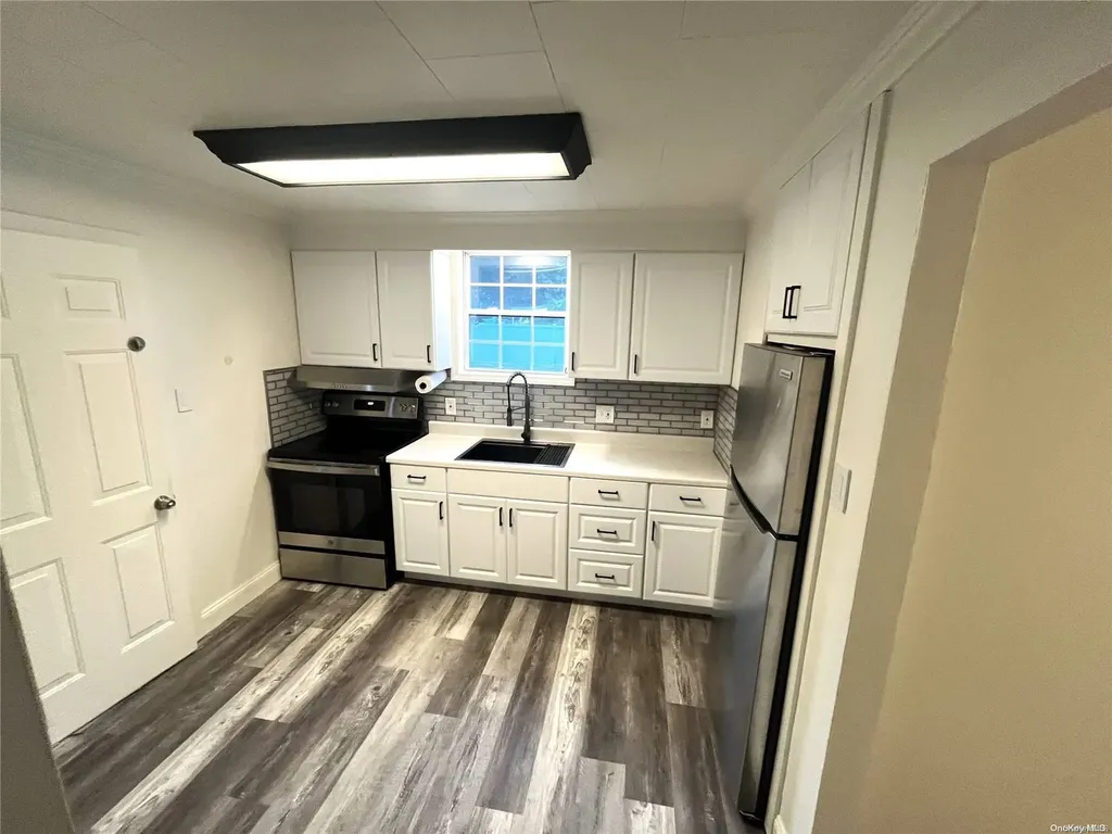 204 Whittier Drive Mastic Beach NY 11951