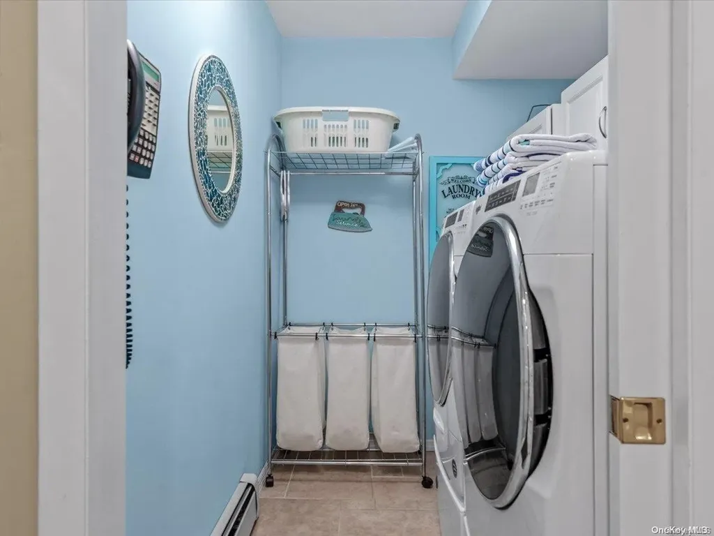 27 Robinson Drive Bethpage NY 11714