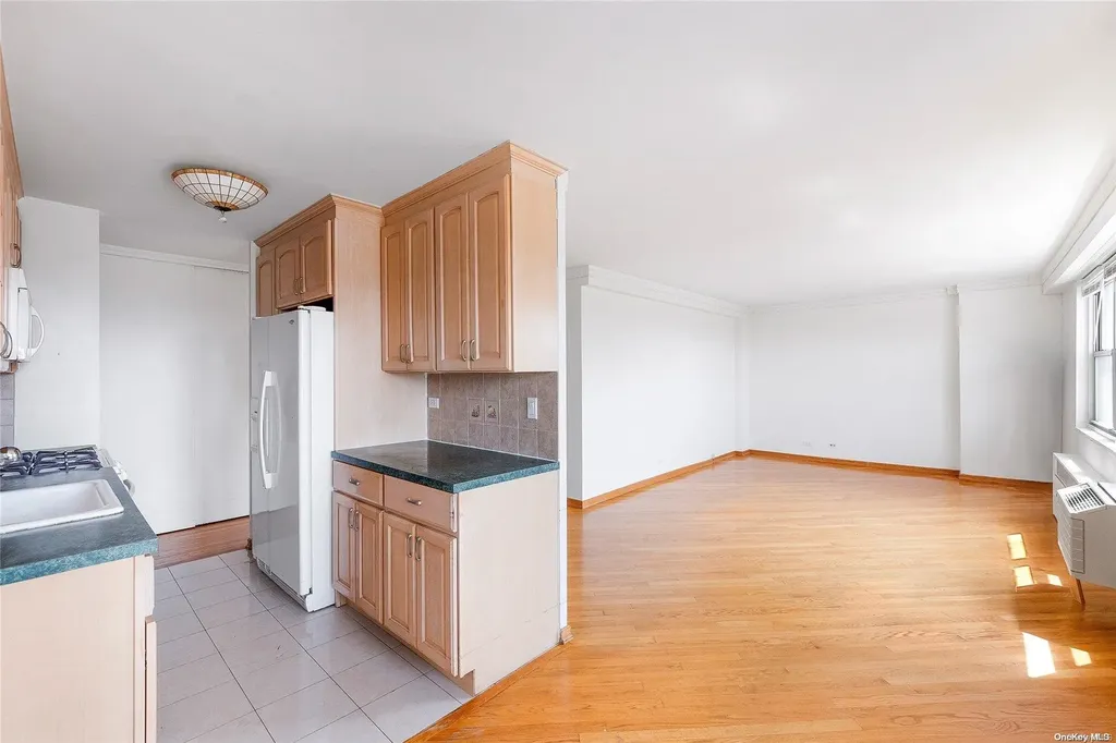 2483 W 16th Street Brooklyn NY 11214