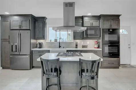 79 Muncy Avenue West Babylon NY 11704