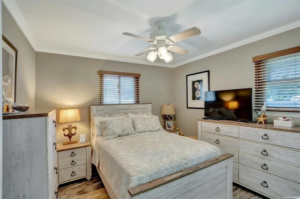 6 Roxborough Avenue Patchogue NY 11772