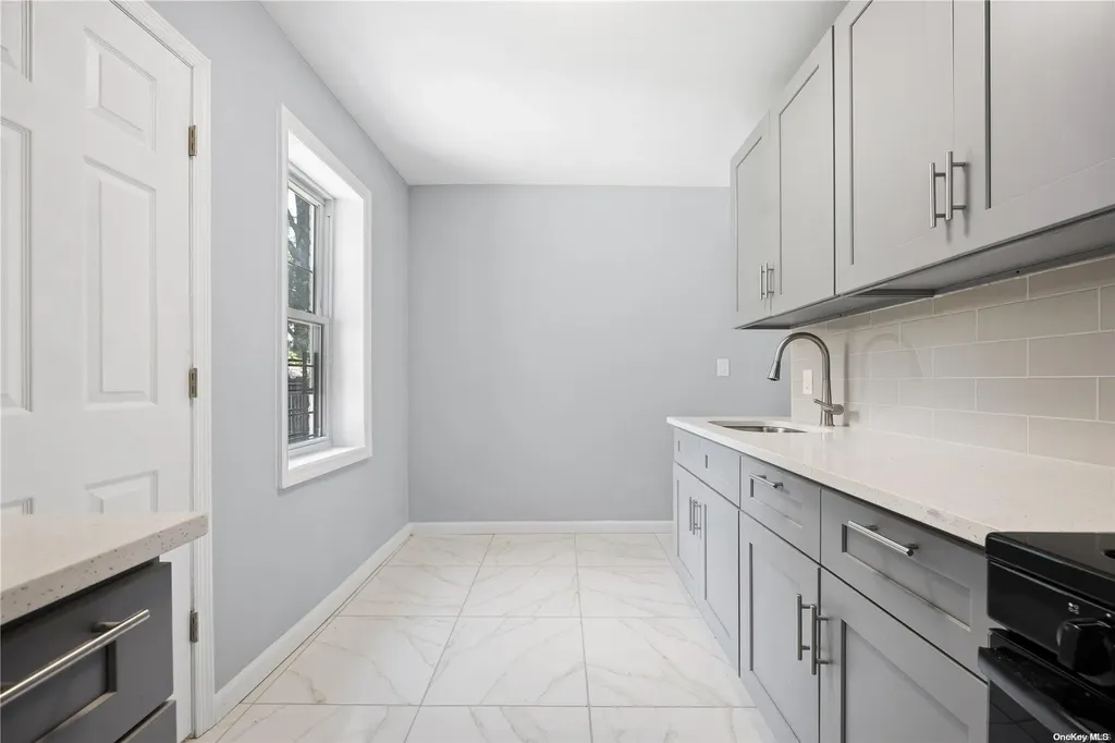 283 E 42nd Street Brooklyn NY 11203