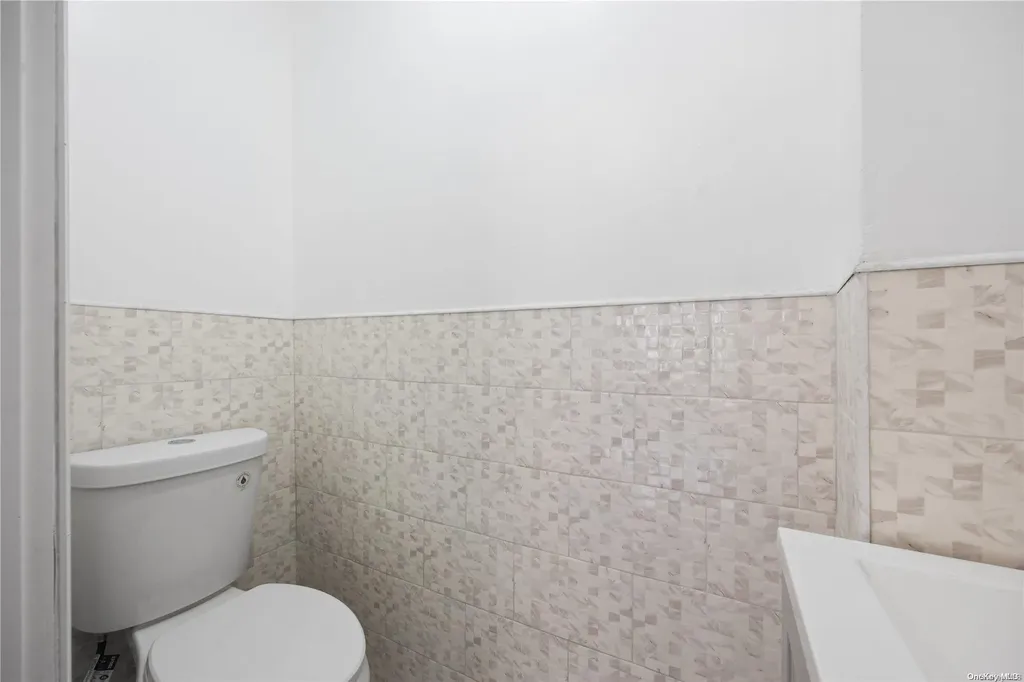 283 E 42nd Street Brooklyn NY 11203