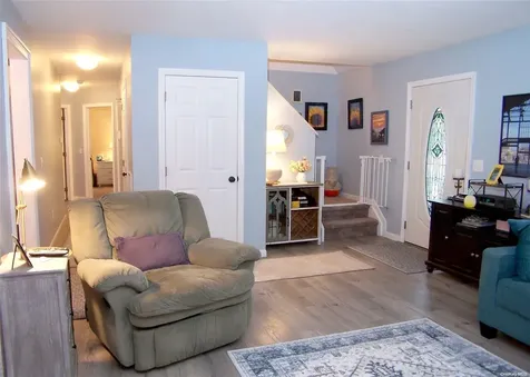 211 Halsey Manor Road Manorville NY 11949