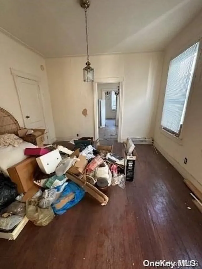 1049 Belmont Avenue Brooklyn NY 11208