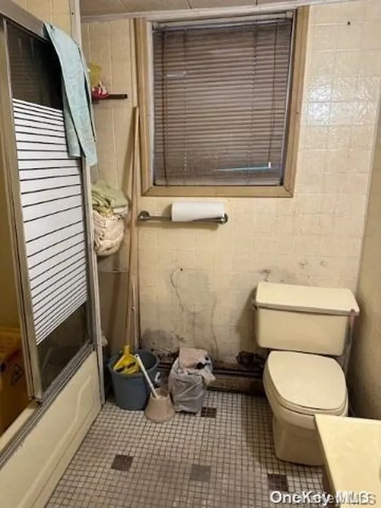 1049 Belmont Avenue Brooklyn NY 11208