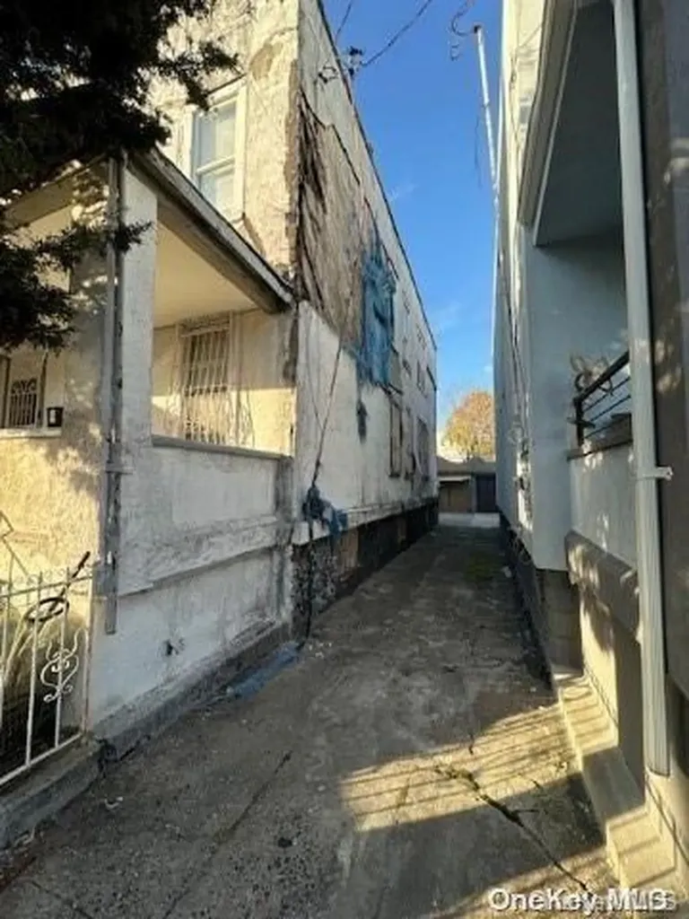 1049 Belmont Avenue Brooklyn NY 11208