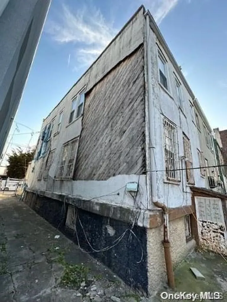 1049 Belmont Avenue Brooklyn NY 11208