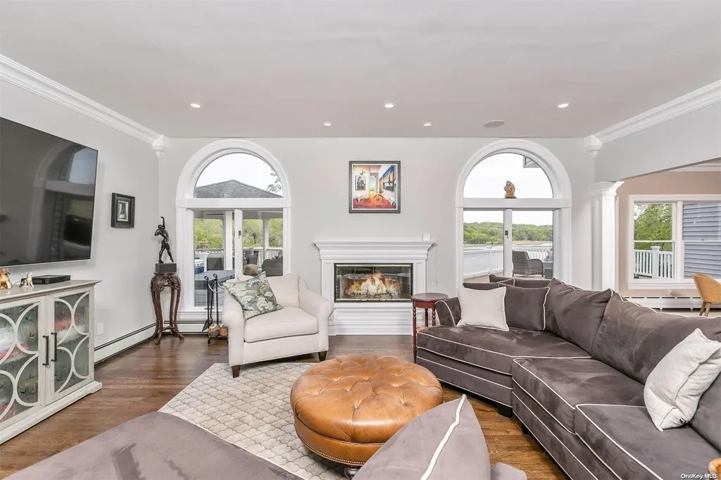 8 Riverview Terrace Smithtown NY 11787