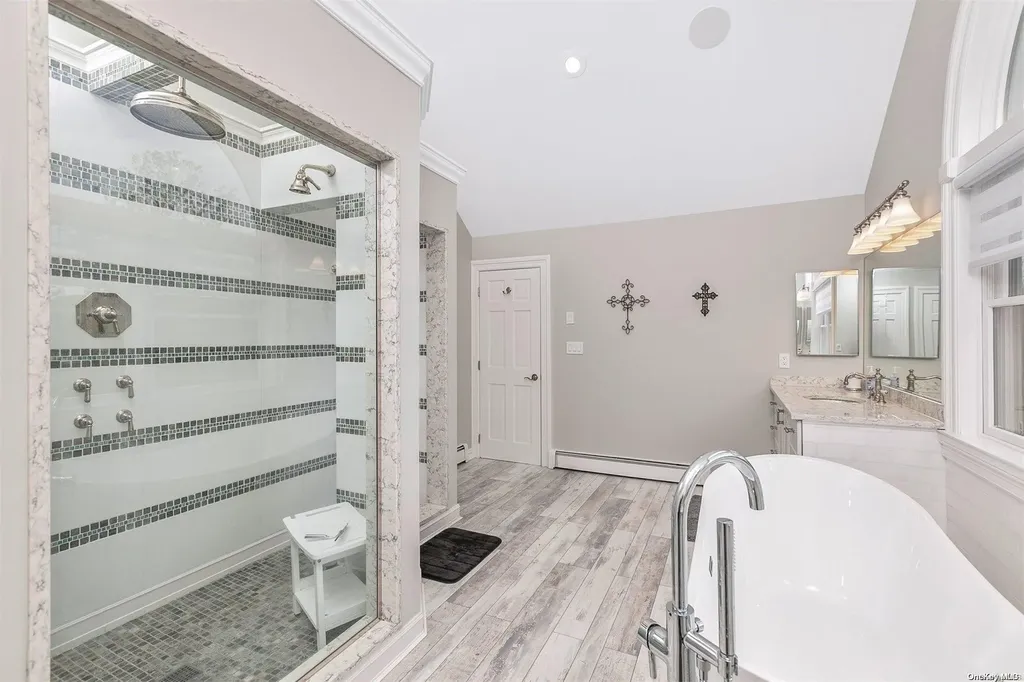 8 Riverview Terrace Smithtown NY 11787