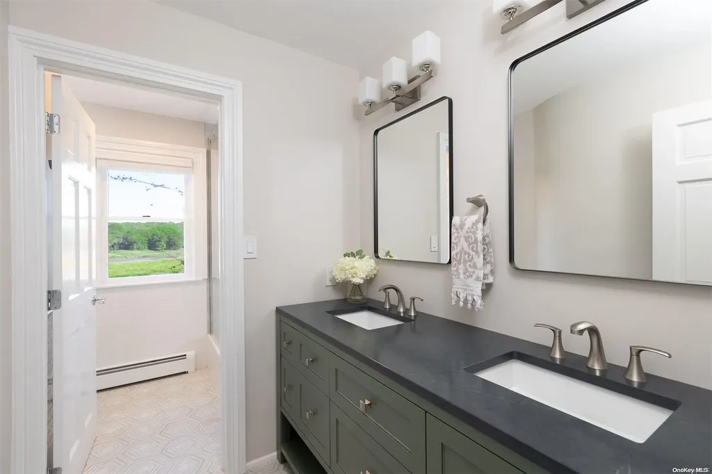 8 Riverview Terrace Smithtown NY 11787