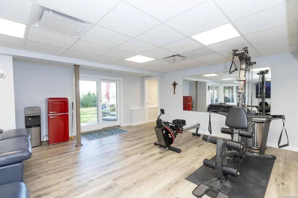 8 Riverview Terrace Smithtown NY 11787